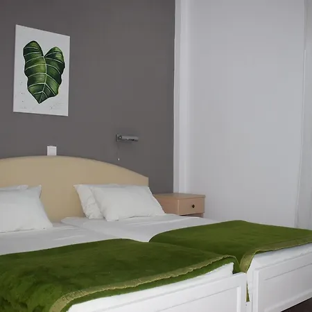 Apartment Kalimera And Moraḯtika