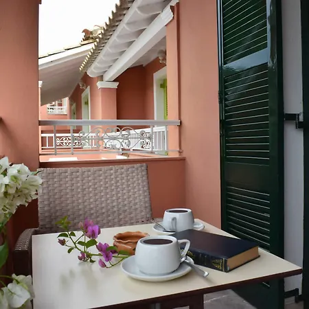 Kalimera And * Moraḯtika